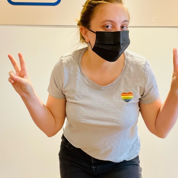 Meet your Posher, Lara - Picture 6 of 7